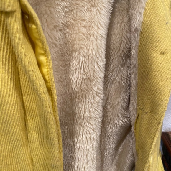 Yellow Corduroy hooded Peacoat, fully faux fur lined (medium) - Picture 3 of 4